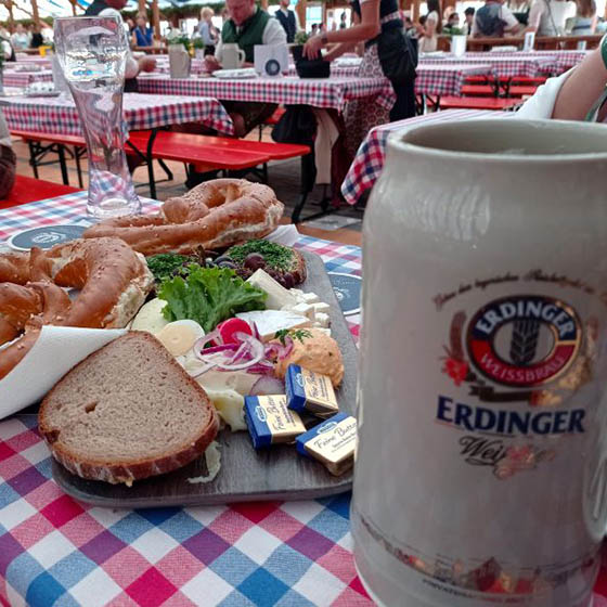 Oktoberfest másképp – Erdinger búzasörünnep